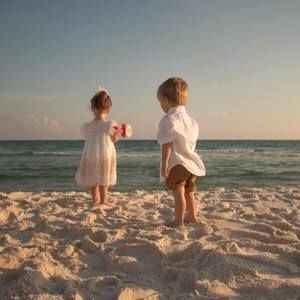 Meet your Posher, Adam